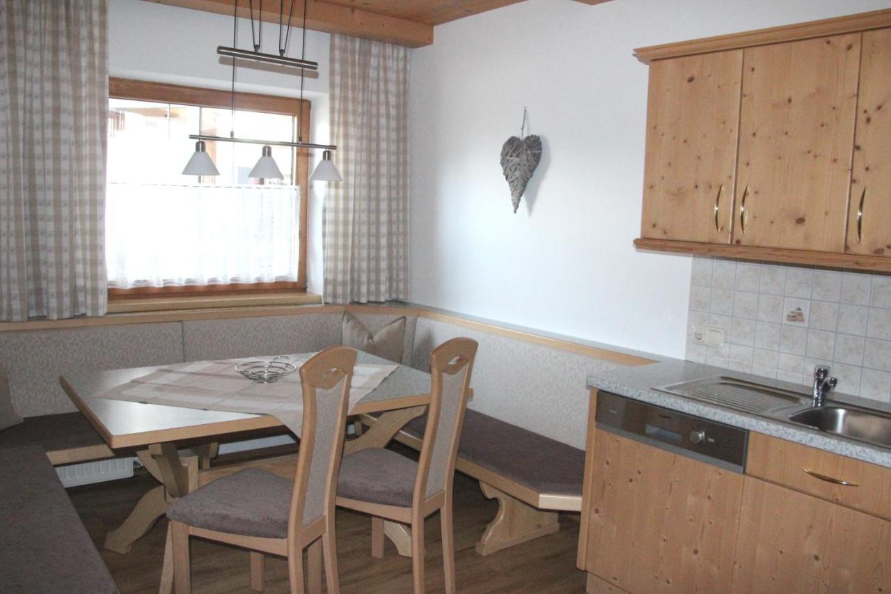 Appartements Moahof Zuhaus Алпбах Екстериор снимка
